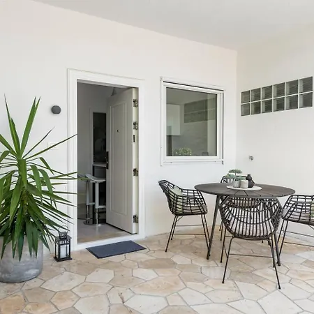 Oasis - Zf Hvar Апартаменти